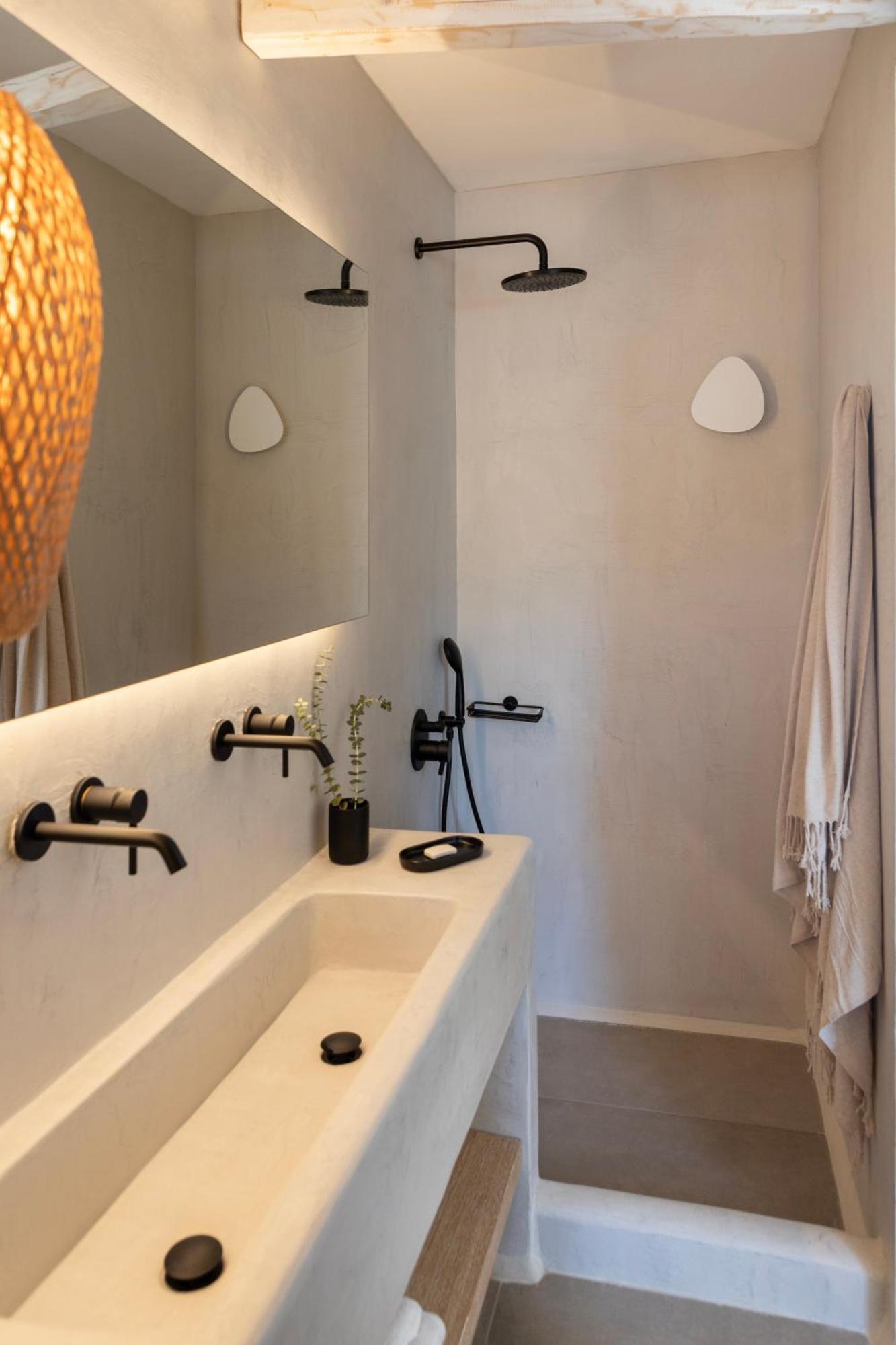 Frescoes Luxury Suites By Kb Hospitality メッサリア エクステリア 写真