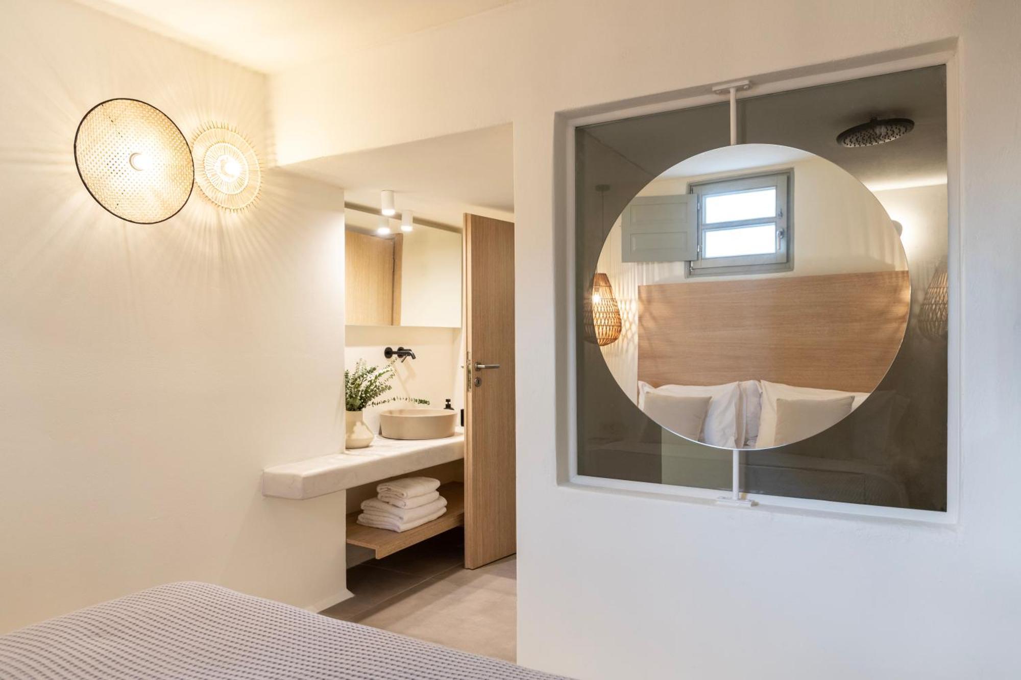 Frescoes Luxury Suites By Kb Hospitality メッサリア エクステリア 写真